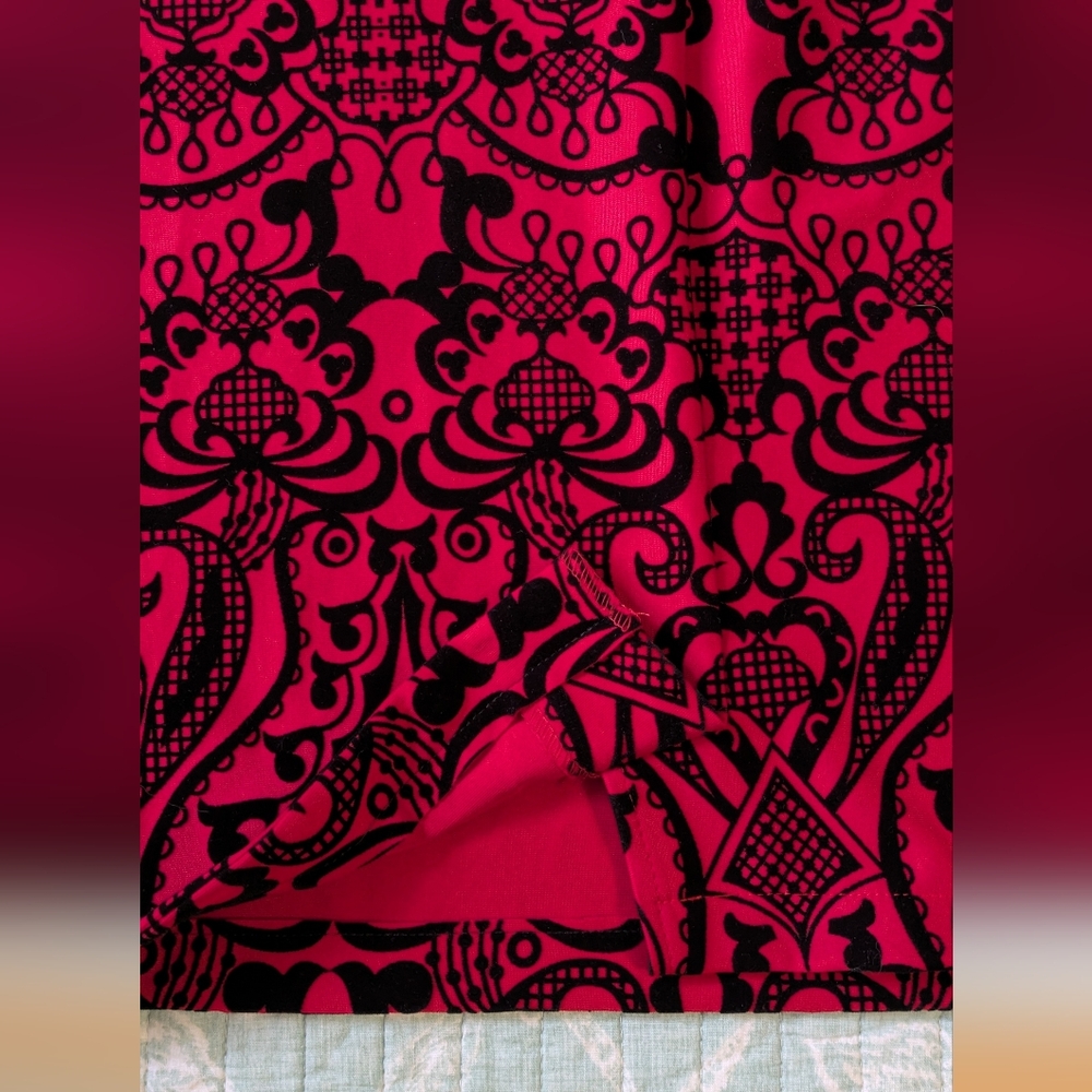 eci Red And Black Flocked Dress With Lace Detail. Size 8. - Picture 11 of 11